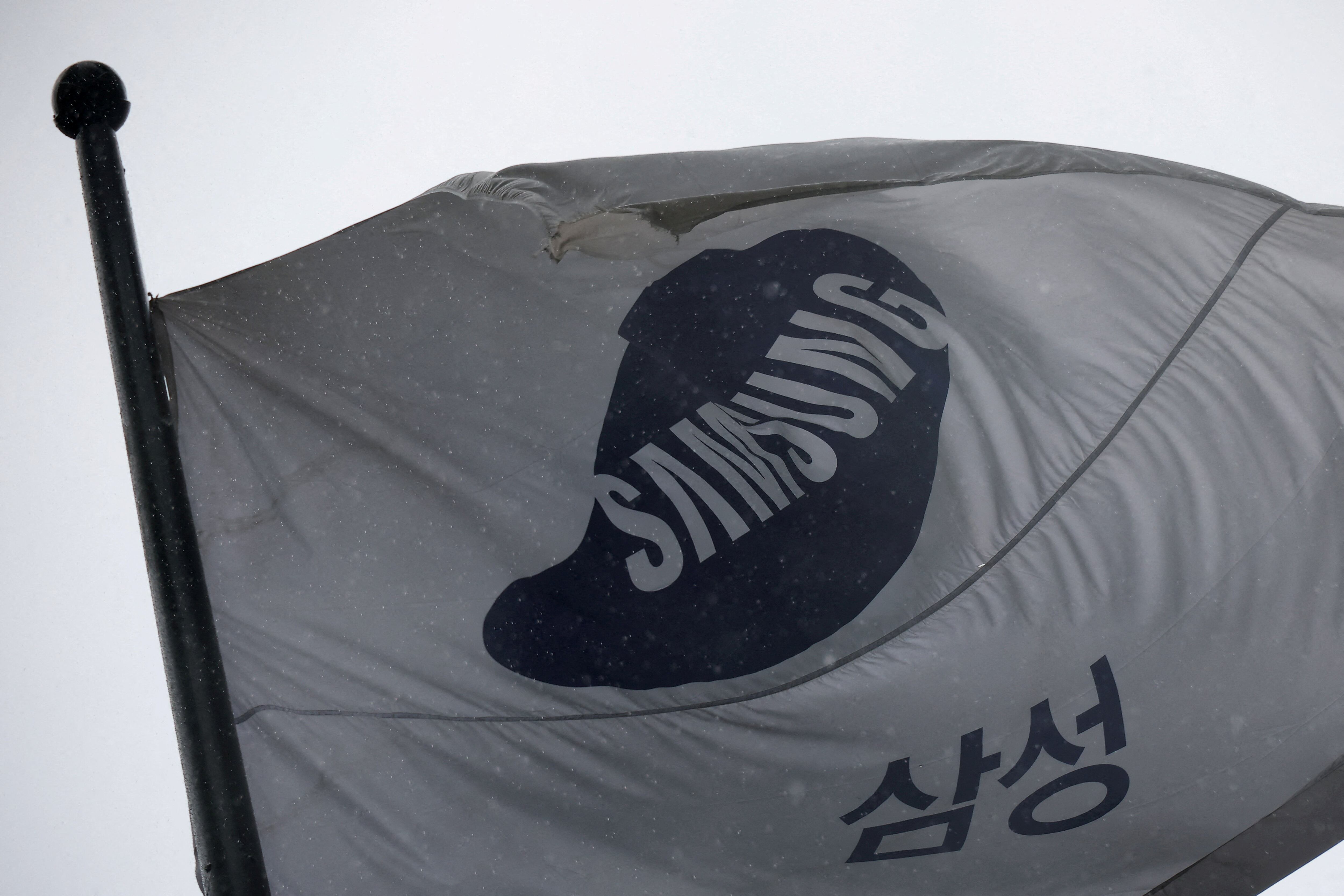 Los beneficios récord de Samsung no logran impresionar tras el repunte de los chips de IA