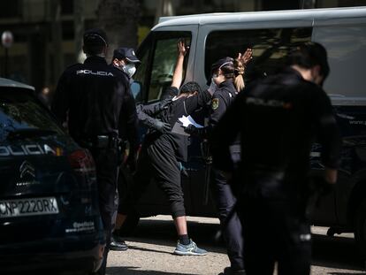 Mossos d esquadra, Policia Nacional y Guardia Urbana