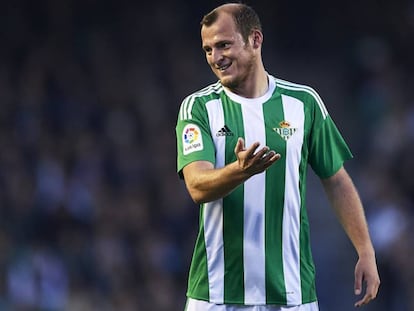 Zozulya, durante um jogo pelo Betis.