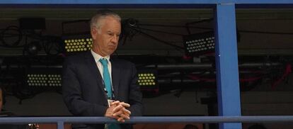 John McEnroe, en las cabinas de la pista Arthur Ashe.