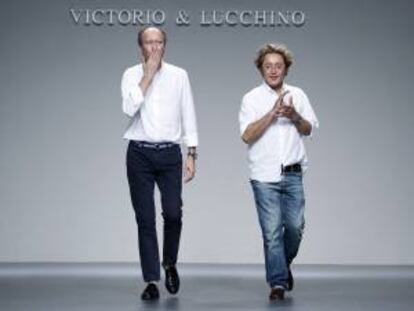 Los diseñadores sevillanos Victorio y Lucchino. EFE/Archivo