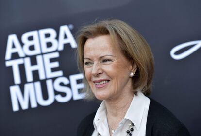 Anni-Frid Reuss Von Plauen (arriba), presente en la gala del día 6 de mayo, era conocida como la morena de ABBA. Después se reinventó como una de las aristócratas más ricas de Suiza.