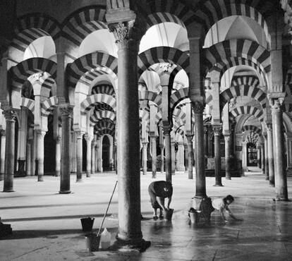 Mesquita de Còrdova (1963).