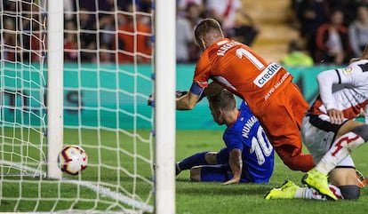 Muniain marca el gol del empate.