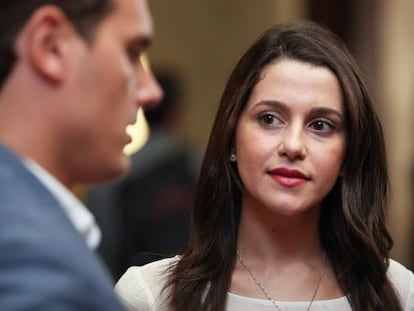 La candidata de Ciutadans al 27-S, In&eacute;s Arrimadas, junto al presidente del partido, Albert Rivera.