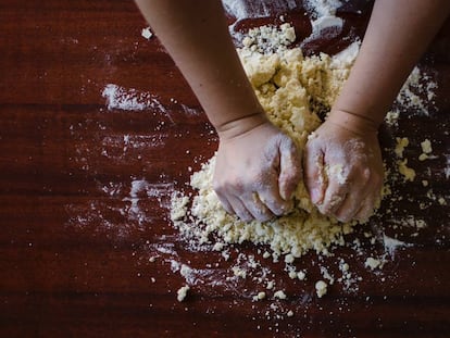 Receitas de pão caseiro também têm invadido as redes sociais nas últimas semanas.