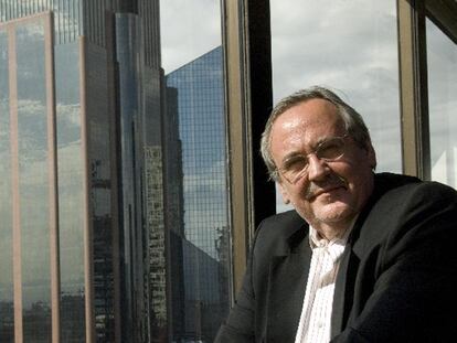 Navalón: "La seguridad va ligada al desarrollo económico".
