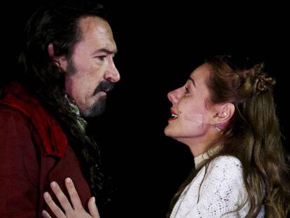 Ginés García Millán y Myriam Gallego como Don Juan y Doña Inés en la versión de la obra representada en Alcalá en 2015.