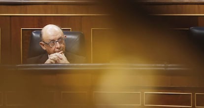 Cristobal Montoro, ministro de Hacienda, en el Congreso.