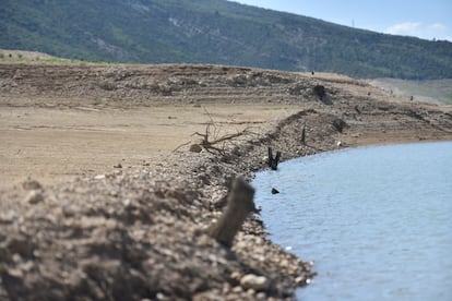 Sequía en el embalse de Canelles. 