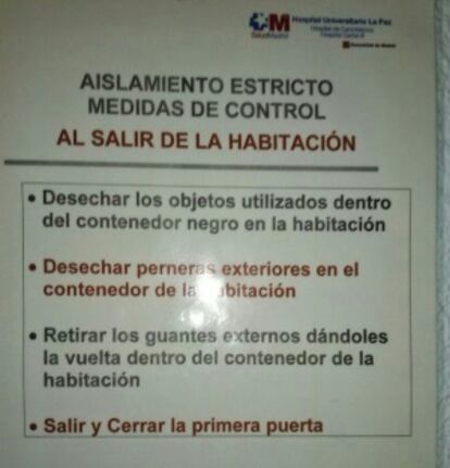 Instrucciones de protección contra el virus en la sexta planta del Instituto Carlos III en Madrid.