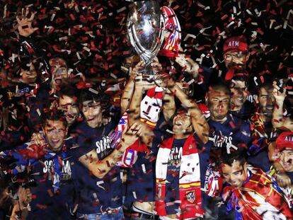 La plantilla del Atl&eacute;tico celebra la Supercopa de Europa