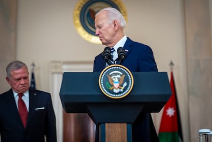 Joe Biden junto al rey Abdalá II de Jordania (izquierda), durante la rueda de prensa conjunta celebrada este lunes en la Casa Blanca.