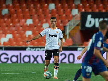 Hugo Guillamon, durante el derbi valenciano.