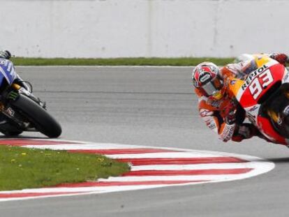 Márquez, por delante de Lorenzo en Silverstone.