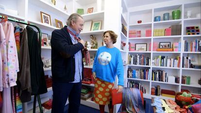 Bertín Osborne y Ágatha Ruiz de la Prada, en una imagen del primer programa de 'Mi casa es la tuya'.