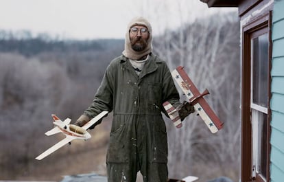 'Charles, Vasa, Minnesota'. De la serie «Durmiendo junto al
Mississippi», 2002 © Alec Soth
