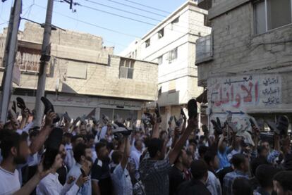 Manifestación contra el régimen en la localidad siria de Suqba, el martes pasado.