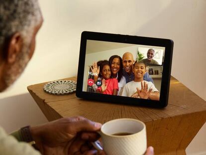 Amazon presenta en España su altavoz con pantalla