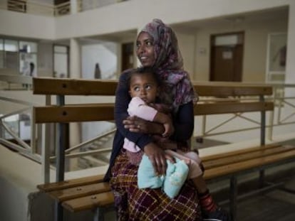 La falta de recursos y personal lastra los tímidos avances del servicio de salud en Etiopía