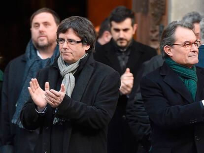 Los expresidentes de la Generalitat, Carles Puigdemont, a la izquierda, y Artur Mas, en abril de 2021.