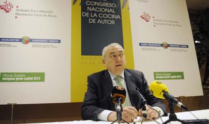 Gonzalo Antón, durante la presentación del certamen en Vitoria.