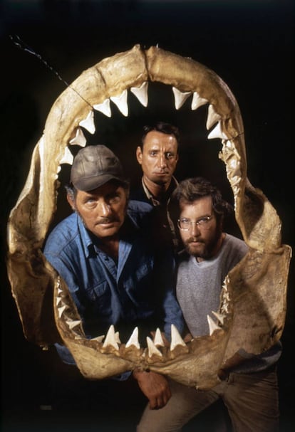 Robert Shaw, Roy Scheider e Richard Dreyfuss em uma imagem promocional de 'Tubarão'.
