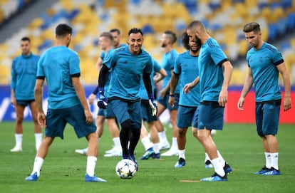 Keylor Navas en el entrenamiento de este viernes, el último antes de la final.