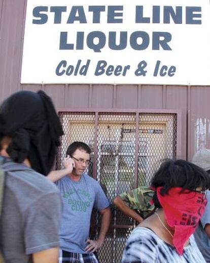 Imagem feita pelos membros do Wounds of Whiteclay durante visita a cervejarias do vilarejo.