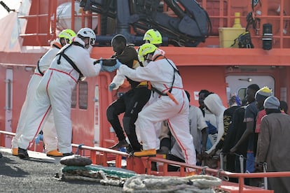 Salvamento Marítimo rescata a 66 personas en la isla de El Hierro en marzo.