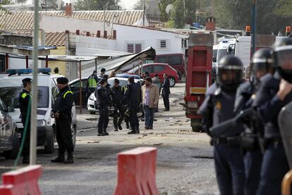 Operación policial contra el tráfico de droga en la Cañada Real.