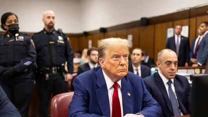 El expresidente de EE UU, Donald Trump, en el tribunal de Manhattan.