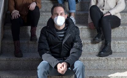 Chema Mezquita, en el instituto público Aliste de Alcañices, en Zamora.