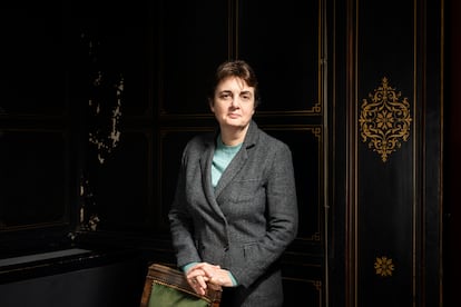 Laurence des Cars, directora y presidenta del museo del Louvre, en su despacho.