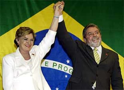 Lula, junto a su esposa, tras conocer los resultados.