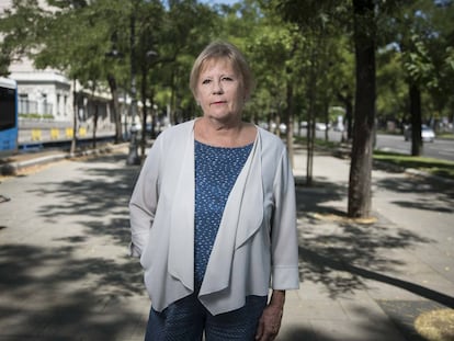 Eva Hannikainen, agregada cultural de la Embajada de Finlandia en Madrid, en el Paseo de la Castellana. .