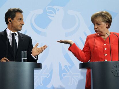 Nicolas Sarkozy y Angela Merkel, en la conferencia de prensa conjunta del pasado 17 de junio.