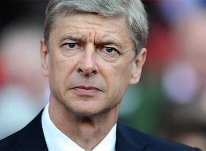 Arsène Wenger, durante el último partido del Arsenal en Old Trafford.