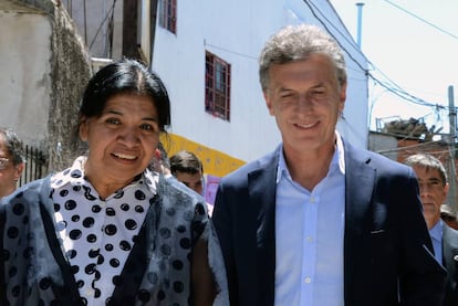 Margarita Barrientos y el presidente de Argentina, Mauricio Macri, en el comedor Los Piletones