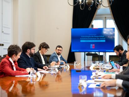 Gabriel Boric habla en una reunión con el Ministerio del Interior y el Gabinete Pro Seguridad, el 11 de octubre de 2024 en Santiago.