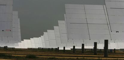 Planta solar de Abengoa en Sanlucar la Mayor (Sevilla)