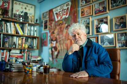 El director Pedro Almodóvar fotografiado en Madrid, en marzo.