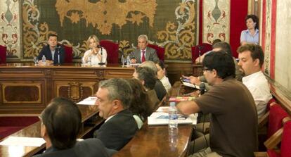 Un momento del pleno del Ayuntamiento de Alicante celebrado este martes.