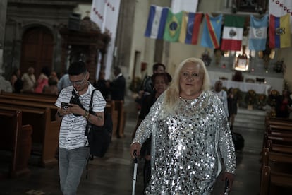 Desde hace tres años se celebra este evento de adultas mayores que empezó como la celebración 'Las Quince abuelas trans'. En la imagen, Denisse Valverde, presidenta de Reparación Histórica.
