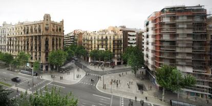 Imagen virtual de c&oacute;mo ser&aacute;n las nuevas plazas que tendr&aacute; la avenida Paral.lel en las aceras del Eixample. 