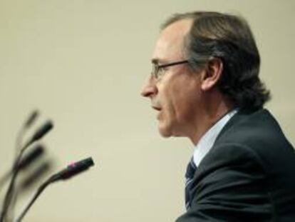 El portavoz del PP en el Congreso, Alfonso Alonso, durante una rueda de prensa. EFE/Archivo