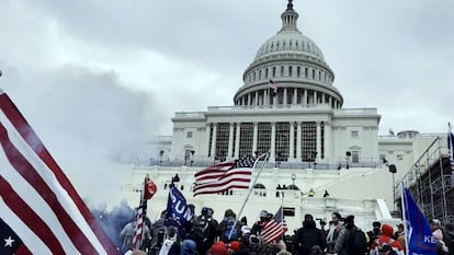 Fotograma del documental 'Capitolio vs. Capitolio' de Javier Horcajada 2025