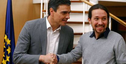 Pedro Sánchez y Pablo Iglesias, el 5 de febrero de 2016.