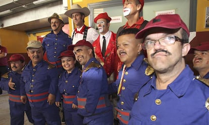 Despedida de un espectáculo de 'bombero torero', en Almodóvar del Campo (Ciudad Real) en 2017.
