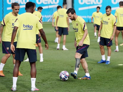 Leo Messi, durante el entrenamiento del Barça previo al viaje a Lisboa.